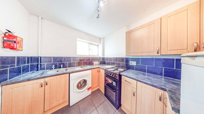 1 Bedroom Apartment To Rent In Sydenham Road, Croydon, CR0