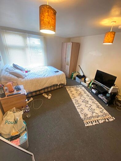 5 Bedroom House To Rent In Hubert Road, Birmingham, B29