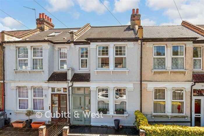 3 Bedroom Terraced House For Sale In Dalmally Road, Croydon, Surrey, CR0