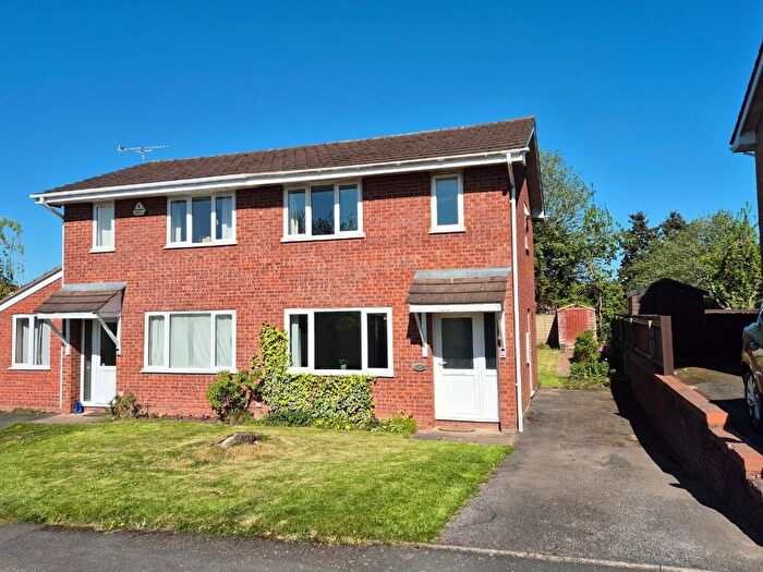 3 Bedroom Semi-Detached House For Sale In Matilda Close, Leominster, Herefordshire, HR6