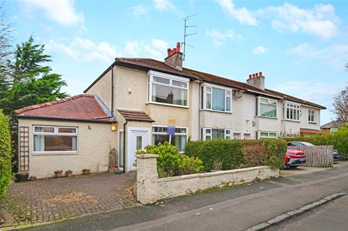 3 Bedroom End Of Terrace House For Sale In The Oval, Clarkston, Glasgow, East Renfrewshire, G76