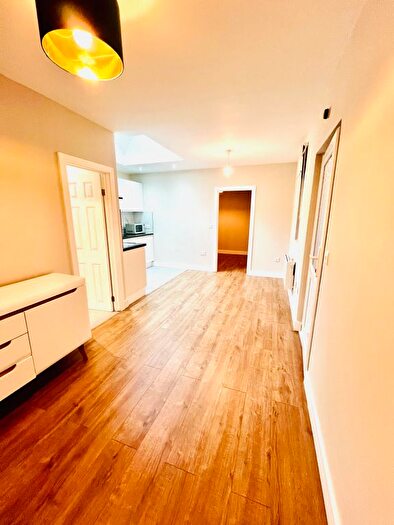 1 Bedroom Flat To Rent In Swindon Centre, Swindon, SN1