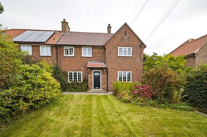 3 Bedroom Semi-Detached House For Sale In South End, Osmotherley, DL6