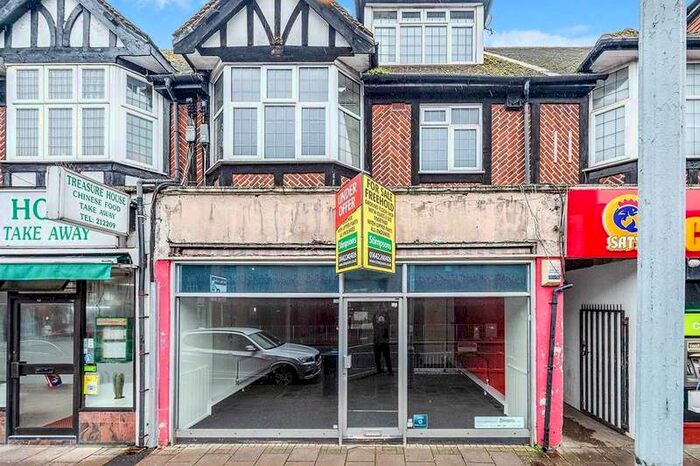 Leisure Facility Commercial To Rent In Marlowes, Hemel Hempstead, Hertfordshire, HP1