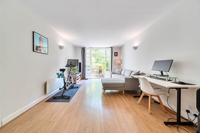 2 Bedroom Property For Sale In Fairfield Road, Bow Quarter, E3