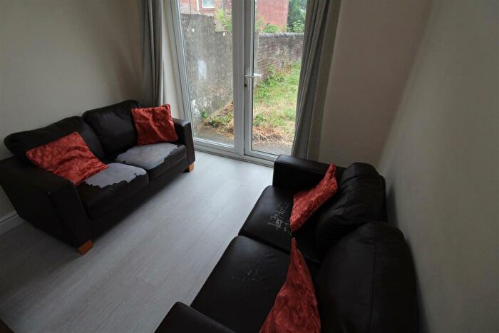 5 Bedroom Terraced House To Rent In Forster Road, Southampton, SO14