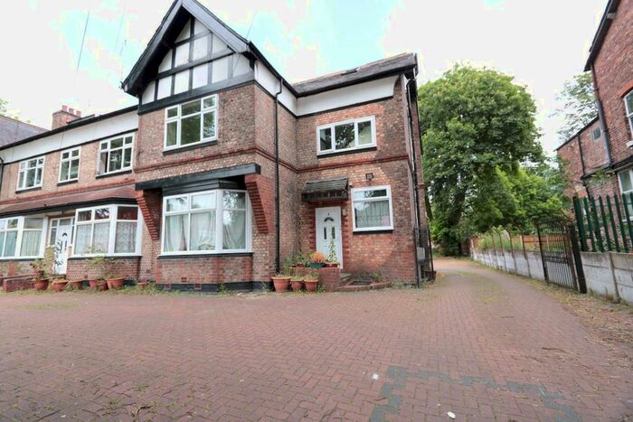 1 Bedroom Flat To Rent In Demesne Road, Whalley Range, Manchester, M16