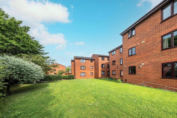 Studio To Rent In Bowman Mews, Southfields, London, SW18