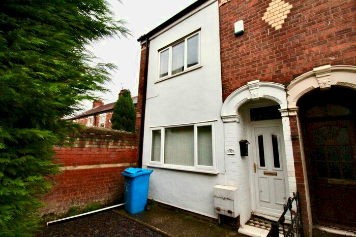 2 Bedroom End Of Terrace House To Rent In Lynwood Grove, Goddard Avenue, Hull, HU5