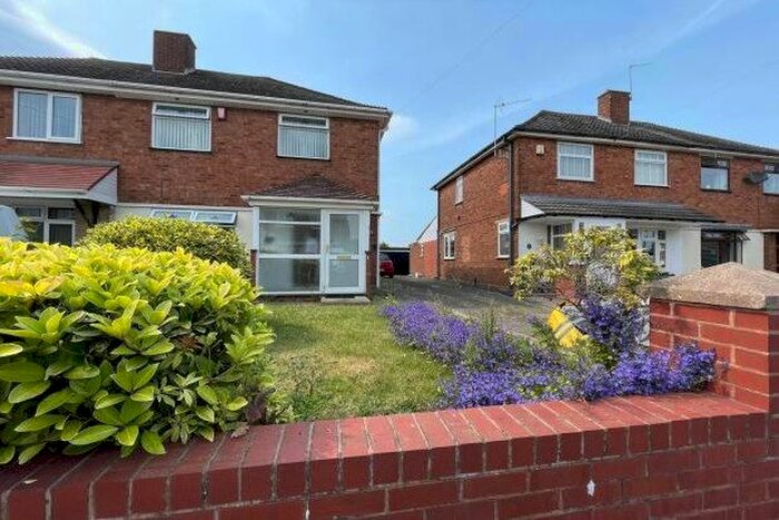 2 Bedroom Semi-Detached House To Rent In Sussex Avenue, Wednesbury, WS10