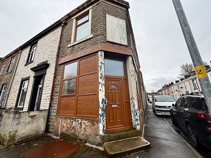 1 Bedroom Flat To Rent In Barnes Street, Accrington, BB5