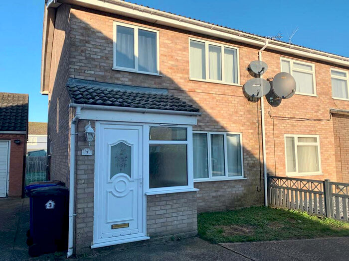 3 Bedroom Semi-Detached House To Rent In Clover Way, Red Lodge, IP28