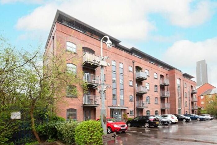 2 Bedroom Flat To Rent In Chapeltown Street, Manchester, M1