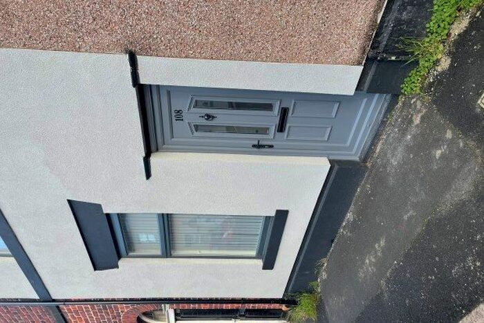 2 Bedroom Property To Rent In Wood Street, Bury, BL8