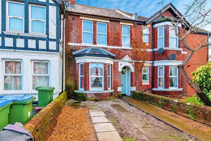 2 Bedroom Flat For Sale In Stafford Road, Southampton, Hampshire, SO15