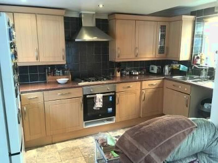 2 Bedroom Flat To Rent In Very Near Denmark Road Area, Ealing Broadway West, W13