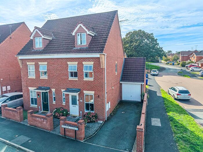 3 Bedroom Semi Detached House For Sale In Windsor Close, Rugeley, WS15