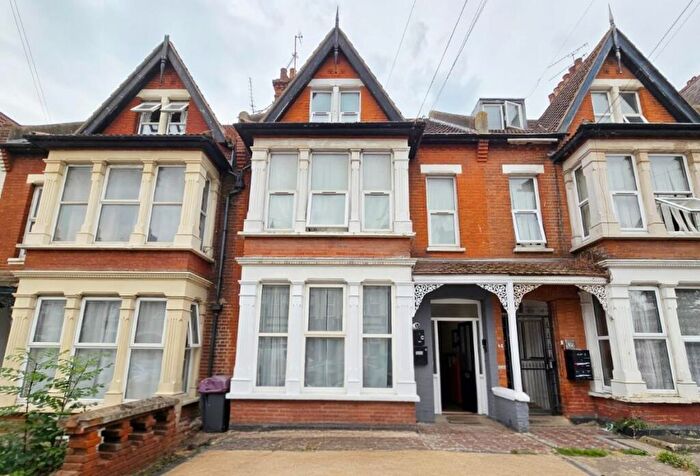 1 Bedroom Flat For Sale In B York Road, Southend-on-Sea, Essex, SS1