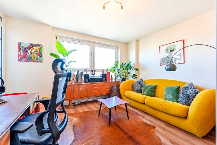2 Bedroom Flat To Rent In De Beauvoir Estate, De Beauvoir Town, London, N1