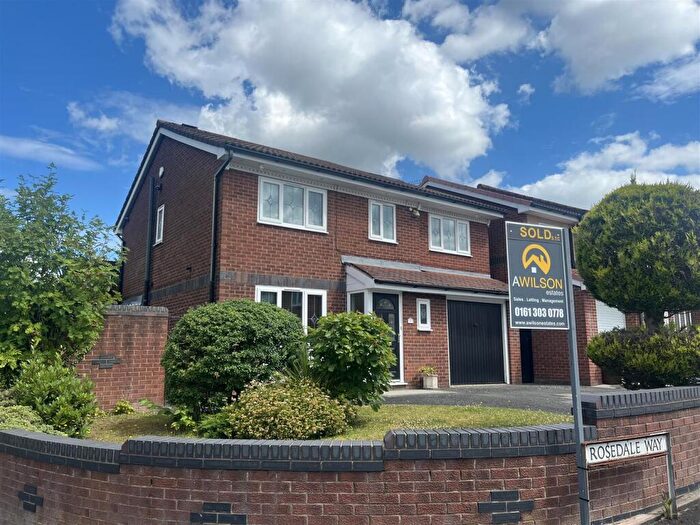 4 Bedroom Detached House For Sale In Rosedale Way, Dukinfield, SK16