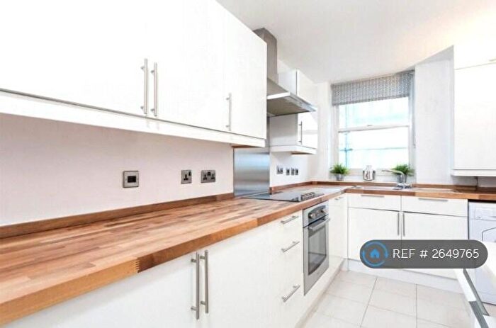 1 Bedroom Flat To Rent In Wood Close, London, E2