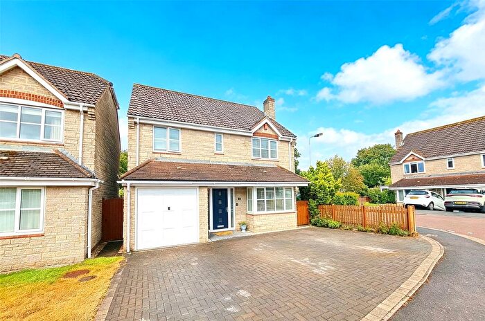 4 Bedroom Detached House For Sale In Popham Close, East Brent, Highbridge, Somerset, TA9