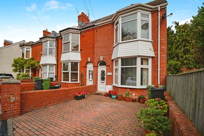 4 Bedroom End Terrace House For Sale In Newstead Road, Weymouth, DT4