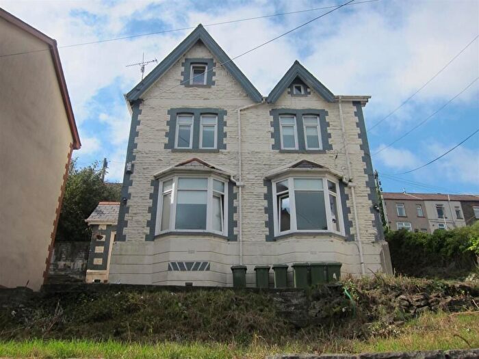 5 Bedroom Detached House For Sale In Wood Road, Pontypridd, CF37