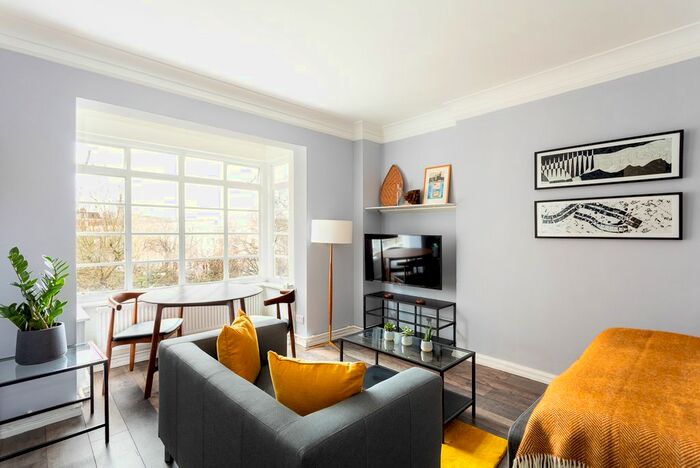 Studio To Rent In Rossmore Court, Park Road, London, NW1