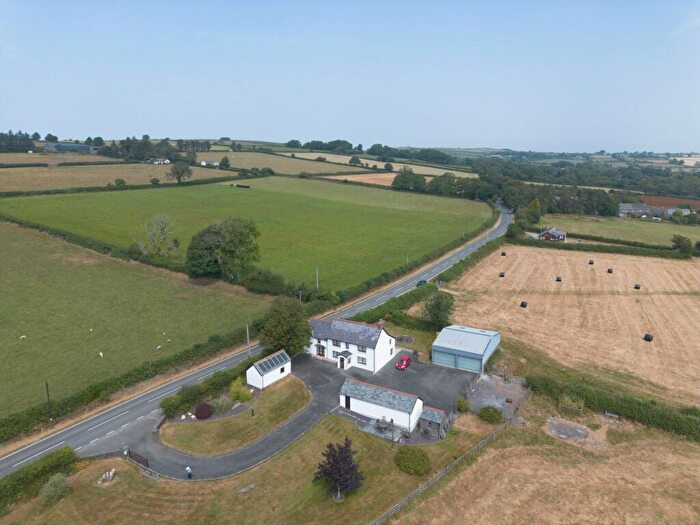 4 Bedroom Smallholding For Sale In Blaenffos, Boncath, SA37