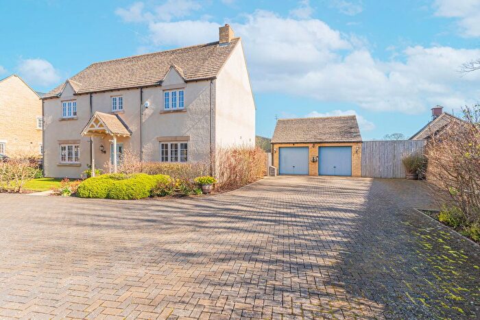 5 Bedroom Detached House For Sale In Old Ilsom Farm Road, Tetbury, GL8