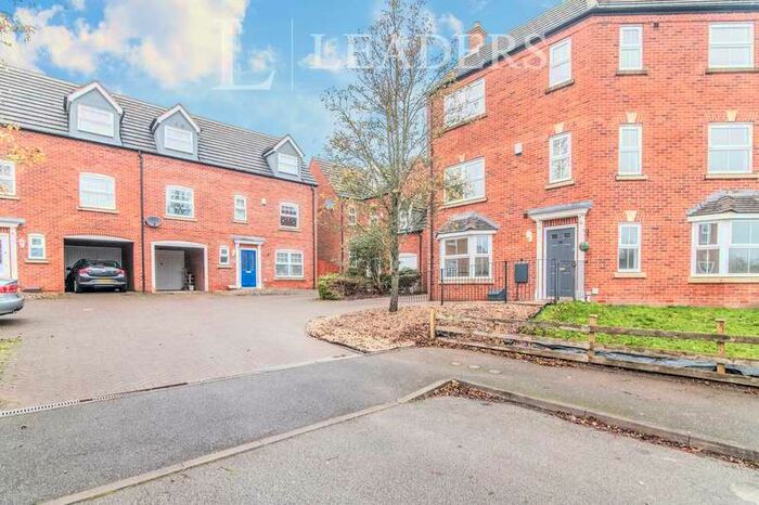 5 Bedroom End Of Terrace House To Rent In Kingswood Close, B30