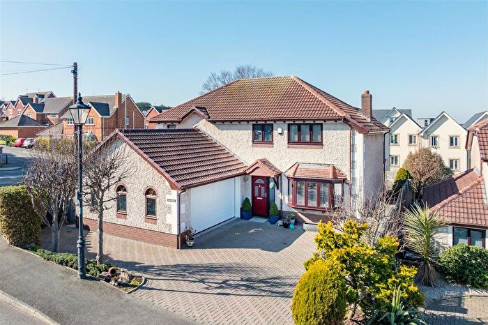 4 Bedroom Detached House For Sale In Bryn Colwyn, Colwyn Bay, LL29