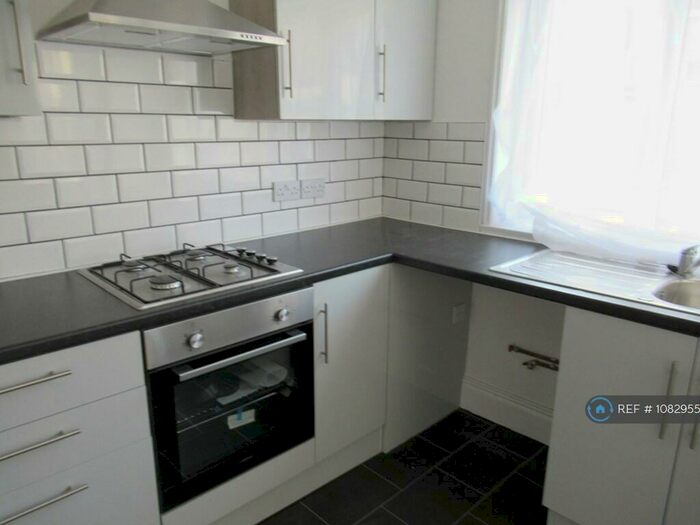 3 Bedroom Terraced House To Rent In Gonville Road, Bootle, L20