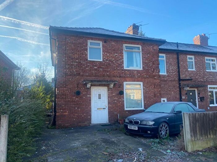 3 Bedroom Semi-Detached House To Rent In Birch Road, Worsley, M28