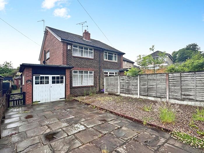 2 Bedroom Semi-Detached House For Sale In Dewsbury Road, Gomersal, BD19