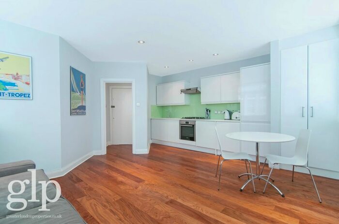 1 Bedroom Flat To Rent In Frith Street, London, Greater London, W1D