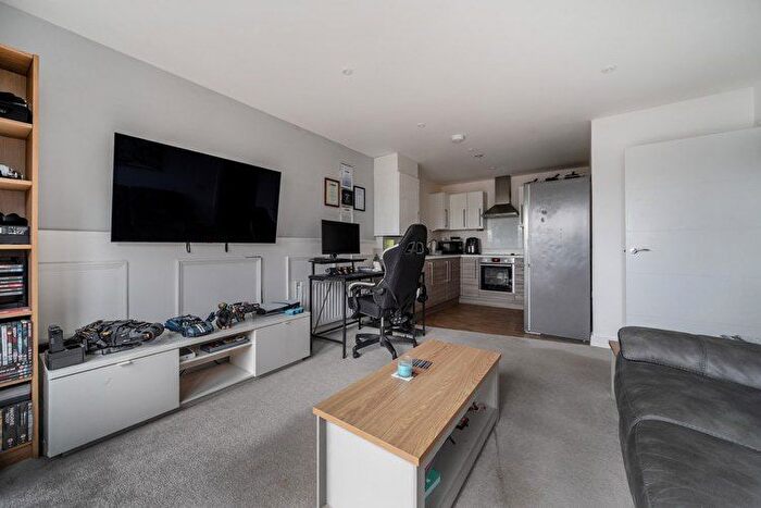 1 Bedroom Flat For Sale In Chilton House, Stevenage, Hertfordshire, SG1
