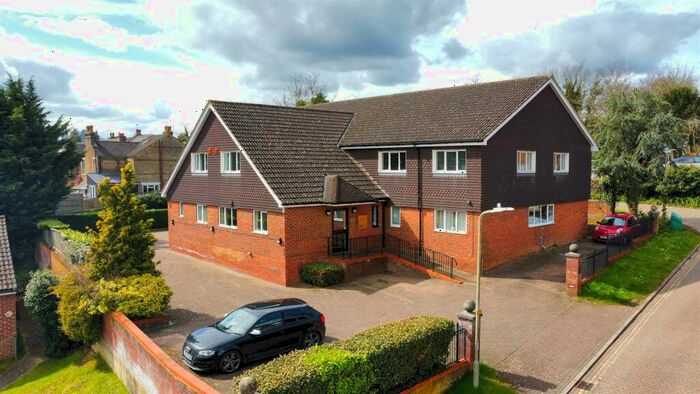 2 Bedroom Apartment To Rent In Police Station Road, West Malling, ME19