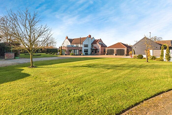 7 Bedroom Detached House For Sale In Church Road, Toft Monks, Beccles, Norfolk, NR34