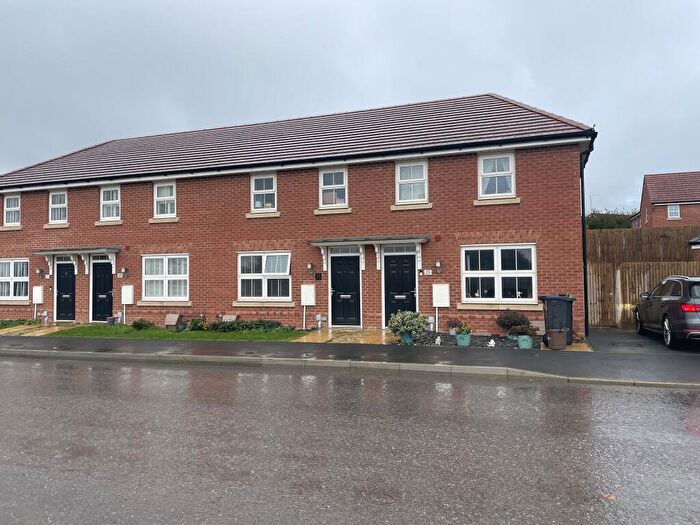 3 Bedroom Terraced House To Rent In Wild Flower, SP7
