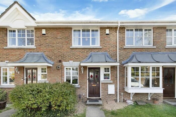 2 Bedroom Detached House To Rent In Sunlight Close, Wimbledon, SW19