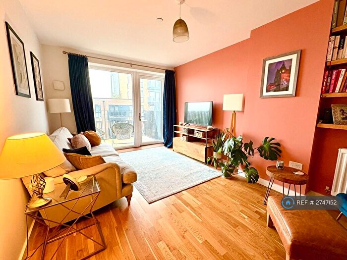 1 Bedroom Flat To Rent In Altitude Point, London, N8