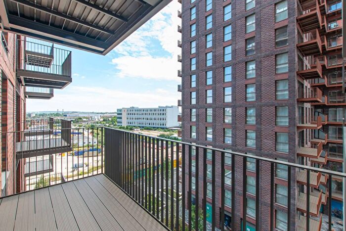 1 Bedroom Flat To Rent In Grand Union, Alperton, Wembley, HA0