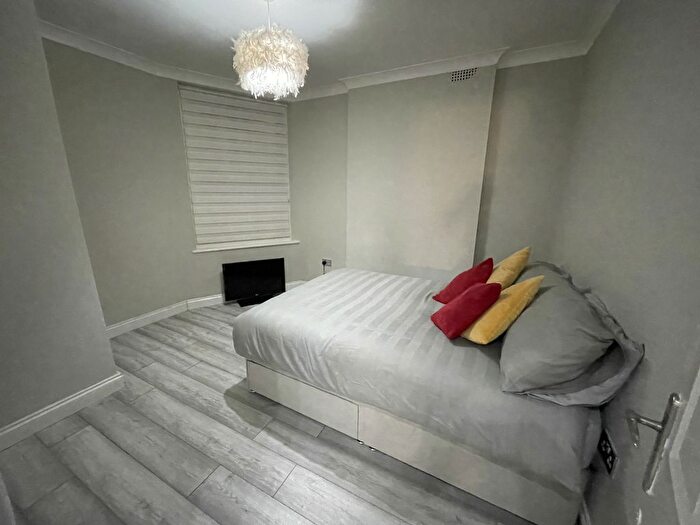 1 Bedroom Flat To Rent In St Johns Wood, London, NW8