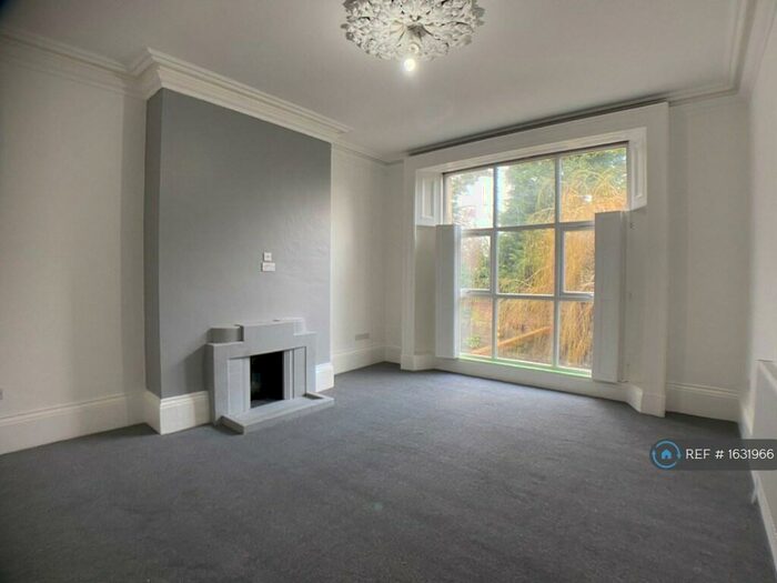 1 Bedroom Flat To Rent In Thorburn Road, Wirral, CH62