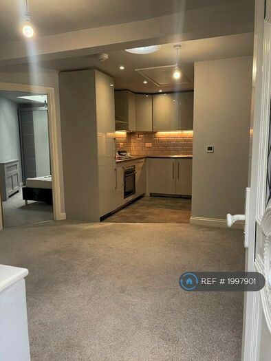 1 Bedroom Bungalow To Rent In Bon Accord, Chalfont St Giles, HP8