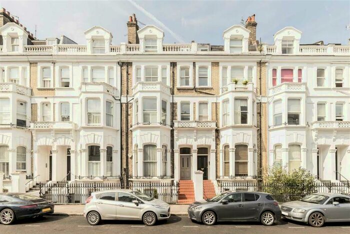 2 Bedroom Flat To Rent In Coleherne Road, Coleherne Road, SW10