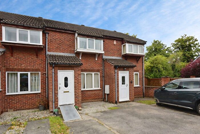 2 Bedroom Terraced House For Sale In Wyedale Croft, Beighton, Sheffield, S20
