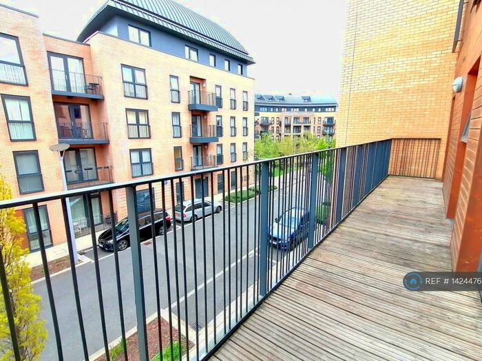 2 Bedroom Flat To Rent In Letchworth Road, Stanmore, HA7